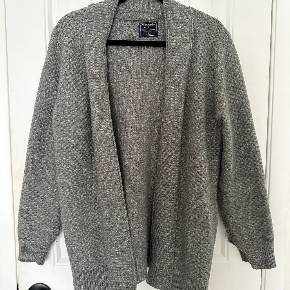 Abercrombie & Fitch Knit Grey Cardigan